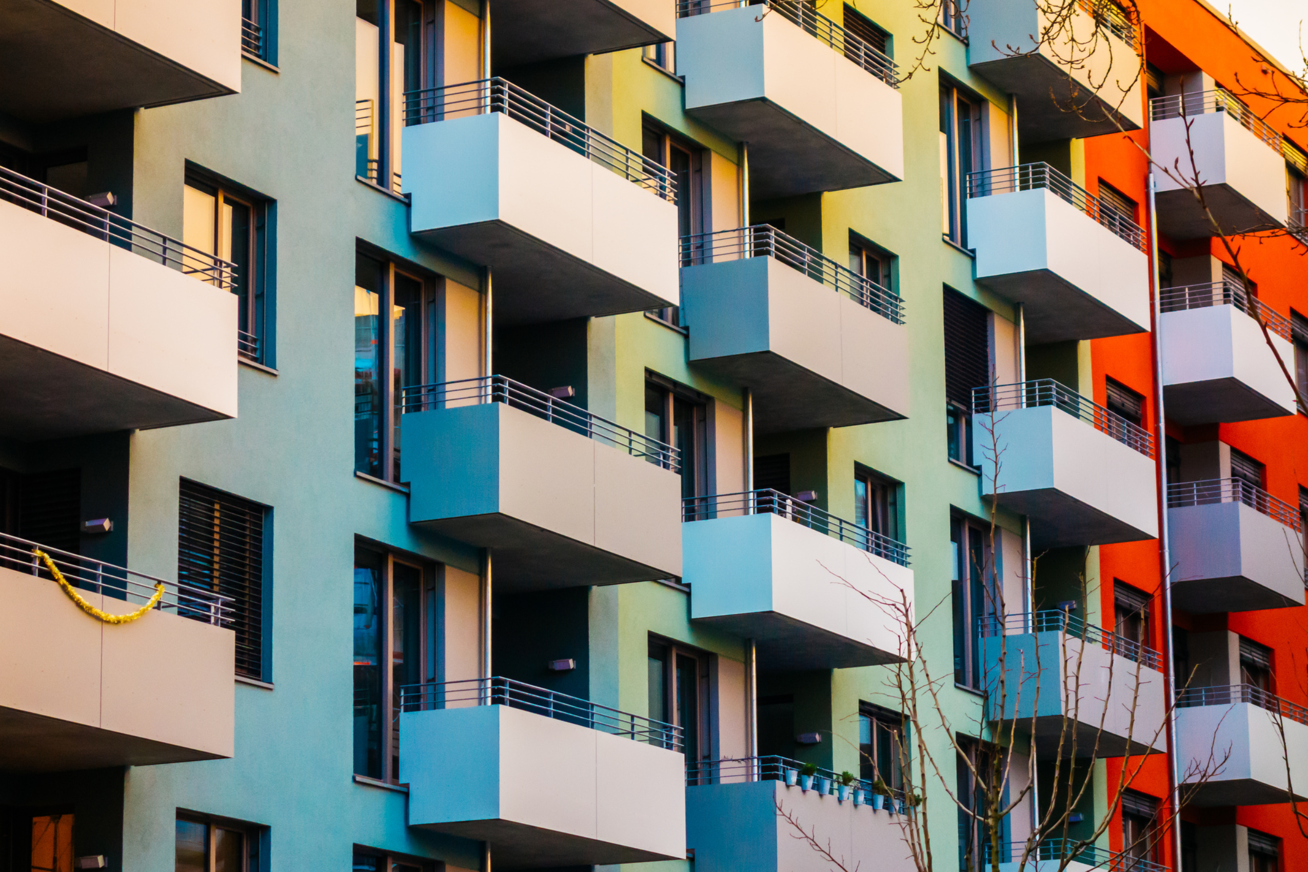 Photo of a colorful mixed/multi family apartment building Florida